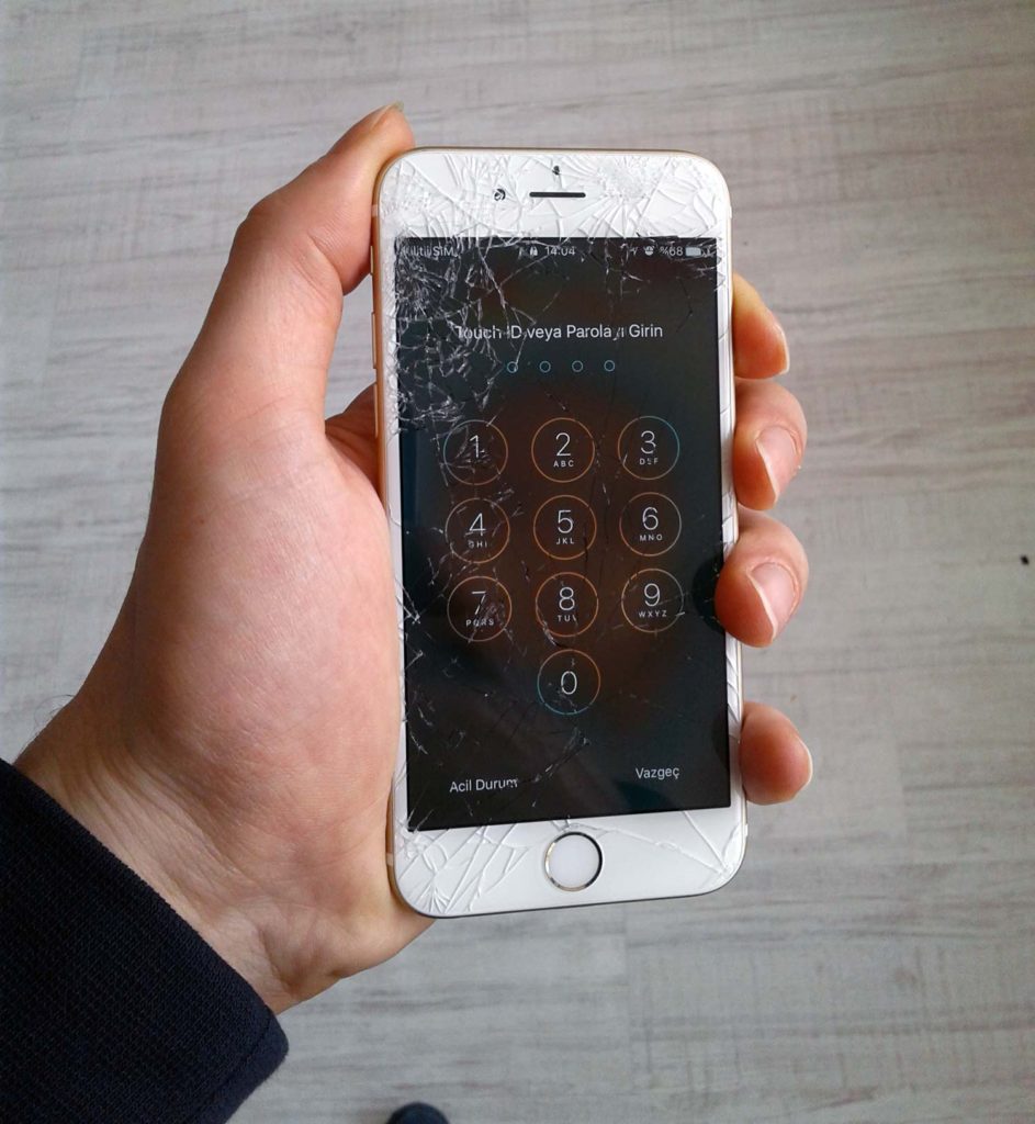 Adana'da Cep Telefonu Ön Cam Değişimi Hizmeti